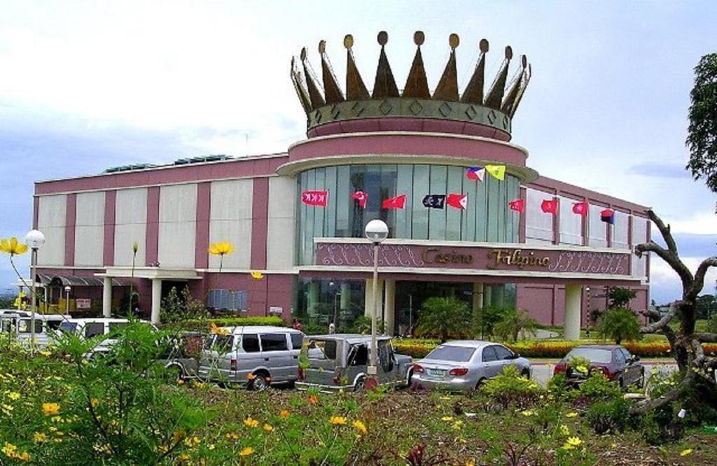 Blowing In The Wind - Lake View Apartments Tagaytay City Quarto foto